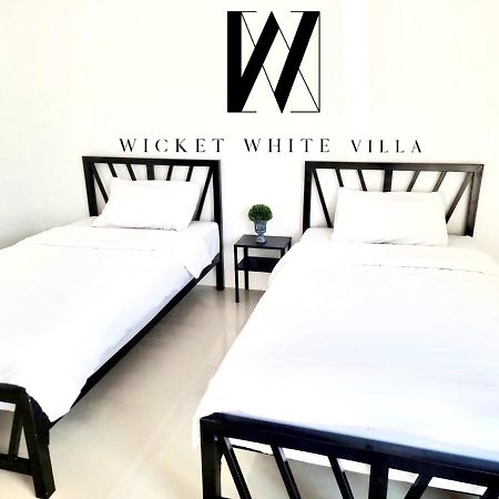 Wicket White Villa Ratchaburi Exteriör bild