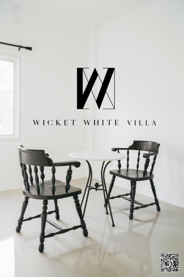 Wicket White Villa Photharam Exteriör bild